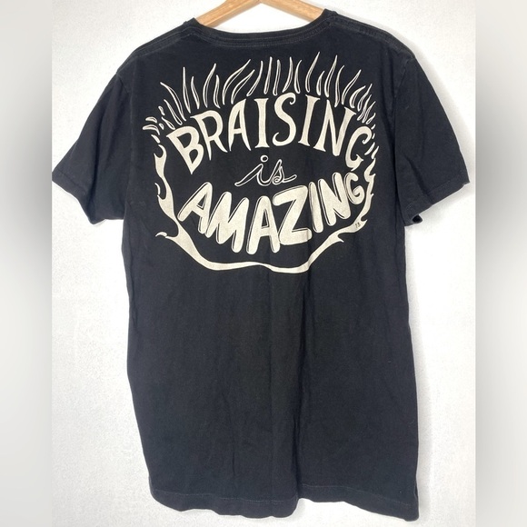 CHIPOTLE BRAISING IS AMAZING CREW SHIRT SIZE LARGE - Picture 1 of 3